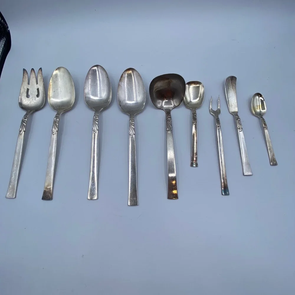 Nobility Plate Royal Wind Song Silver Plated Flatware Set 60+ Pc with Wood Chest